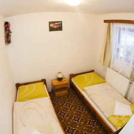 Chalet Ubytovani U Betusky * בנצקו