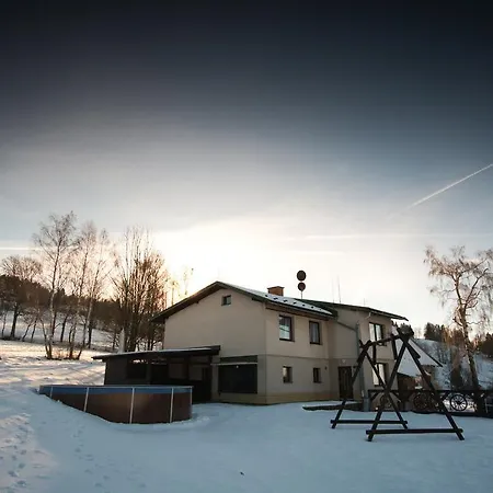 Chalet Ubytovani U Betusky Alpesi faház *