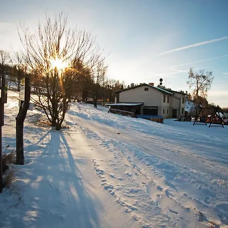 Chalet Ubytovani U Betusky בקתה